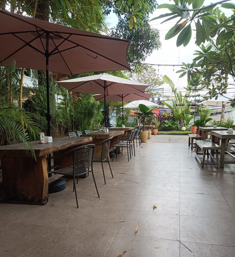 Morning at The Cafe