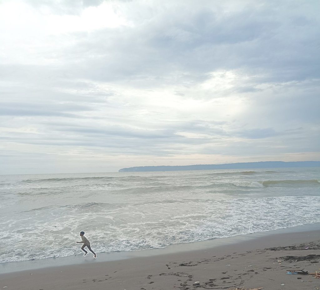 Pantai Pancer Jember